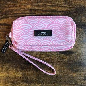 Scout Wristlet Sunfish Water Resistant Tote-All Pink Scallop